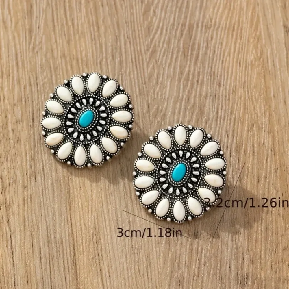 NEW! Unique Boho Vintage Stud Earrings